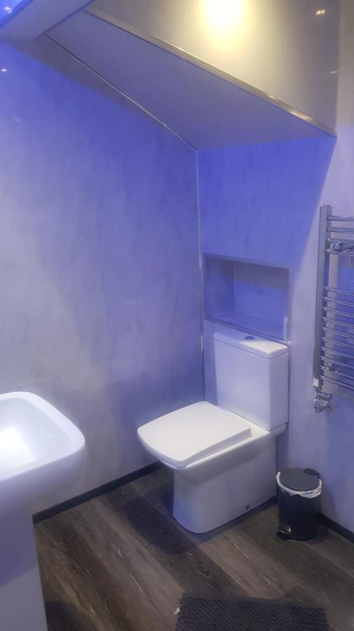 Highfields Living - All Rooms Ensuite- Free Wifi- Free Local Parking Sheffield Exteriör bild